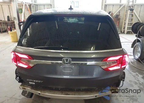 2020 Honda Odyssey Ex-L/Ex-L W/Navi Res from USA, damaged, VIN 5FNRL6H73LB071587